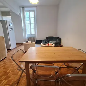 https://duomo-amedei-cozy-apartment.italymilanhotels.net