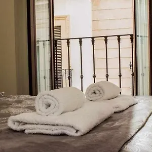 https://casa-diseno-plaza-nueva.es-andalucia.com